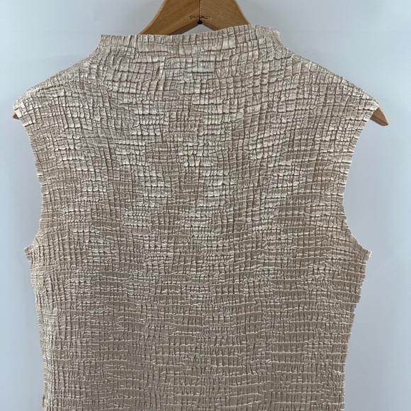 Casual Corner Satin Floral Crinkle Tank Top Size Medium Y2K - Picture 6 of 8